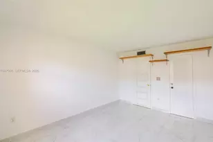 8951 Sunrise Lakes Blvd, Sunrise, FL 33322 - Photo 22