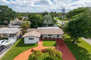 8740 NW 11th St, Pembroke Pines, FL 33024 - Photo 26