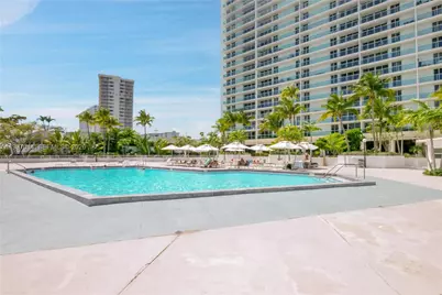 100 Bayview Dr #617, Sunny Isles Beach, FL 33160 - Photo 28