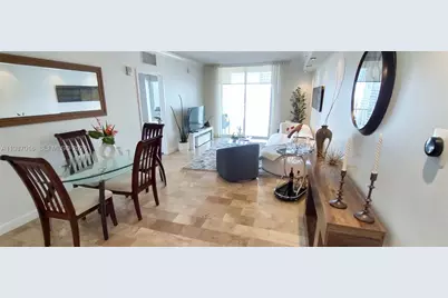 170 SE 14th St #2805, Miami, FL 33131 - Photo 2