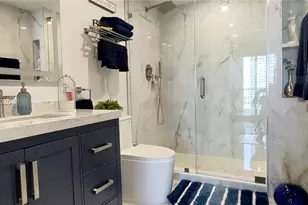 170 SE 14th St, Miami, FL 33131 - Photo 26