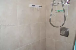 8415 SW 107th Ave, Miami, FL 33173 - Photo 4