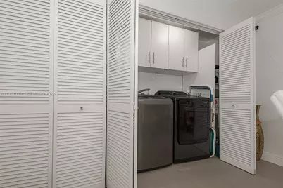7171 Sheridan St, Hollywood, FL 33024 - Photo 22