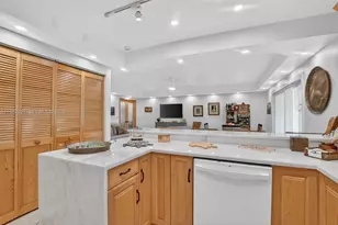 333 SE 20th Ave, Deerfield Beach, FL 33441 - Photo 16