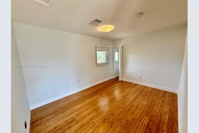 211 189th Ter, Sunny Isles Beach, FL 33160 - Photo 16