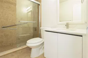 6080 W 26th Ct, Hialeah, FL 33016 - Photo 6