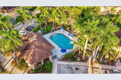 8916 SW 19th St, Miramar, FL 33025 - Photo 30