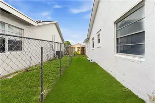 8500 SW 20th St, North Lauderdale, FL 33068 - Photo 28