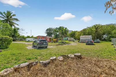 11870 SW 214th St, Miami, FL 33177 - Photo 12