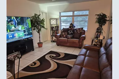 200 Ashbury Rd #307, Hollywood, FL 33024 - Photo 2