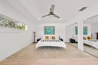 424 Alamanda Dr, Hallandale Beach, FL 33009 - Photo 38