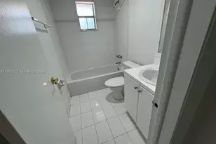 8500 SW 109th Ave, Miami, FL 33173 - Photo 14