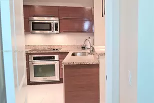 2641 N Flamingo Rd, Sunrise, FL 33323 - Photo 22
