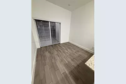 486 E 30th St #202, Hialeah, FL 33013 - Photo 16
