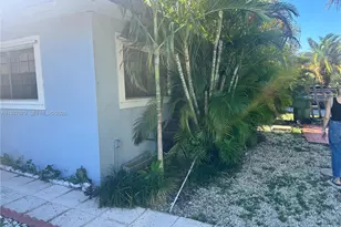 11245 NW 62nd Ave, Hialeah, FL 33012 - Photo 1