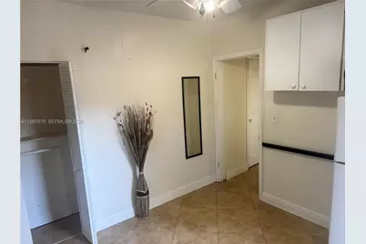 11245 NW 62nd Ave, Hialeah, FL 33012 - Photo 6
