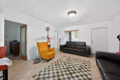 2131 Biarritz Dr, Miami Beach, FL 33141 - Photo 10