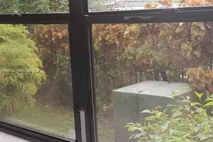 9437 Fontainebleau Blvd, Miami, FL 33172 - Photo 16