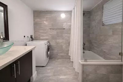 1660 NE 135th St #6, North Miami, FL 33181 - Photo 14