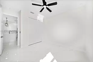 1202 NE 8th Pl, Cape Coral, FL 33909 - Photo 12