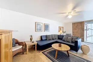 6061 Collins Ave, Miami Beach, FL 33140 - Photo 14