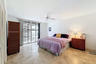 6061 Collins Ave, Miami Beach, FL 33140 - Photo 24