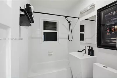 1850 NW 53rd St, Miami, FL 33142 - Photo 24