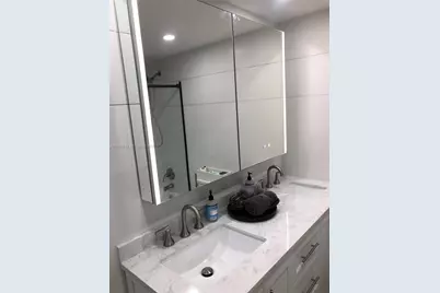 1000 West Ave #1110, Miami Beach, FL 33139 - Photo 16