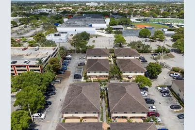 6755 NW 182nd St #104, Hialeah, FL 33015 - Photo 30