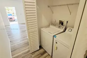 127 NE 184th Terrace, Miami, FL 33179 - Photo 26