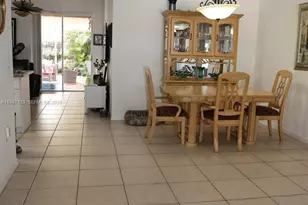 7812 NW 198th St, Hialeah, FL 33015 - Photo 10