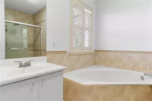 2327 NW 187th Ave, Pembroke Pines, FL 33029 - Photo 42