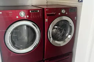 7526 W 20th Ave, Hialeah, FL 33016 - Photo 8