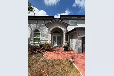 18164 SW 149th Pl, Miami, FL 33187 - Photo 2