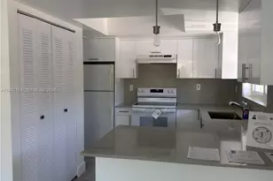 11163 NW 7th St, Miami, FL 33172 - Photo 2