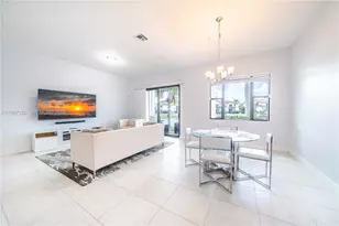 11674 SW 13th Ln, Pembroke Pines, FL 33025 - Photo 10