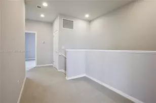 1101 Banyan Dr, Hollywood, FL 33021 - Photo 8