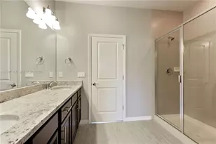 1101 Banyan Dr, Hollywood, FL 33021 - Photo 14