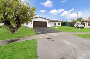 13615 SW 72nd Terrace, Miami, FL 33183 - Photo 2