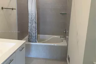 8167 NW 41st St, Doral, FL 33166 - Photo 20