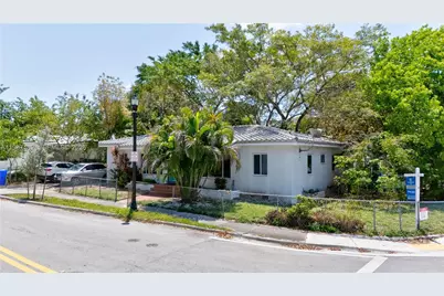 2 NE 45th St, Miami, FL 33137 - Photo 8