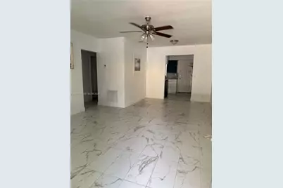 2 NE 45th St, Miami, FL 33137 - Photo 16