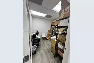 8221 NW 30th Ter, Doral, FL 33198 - Photo 4