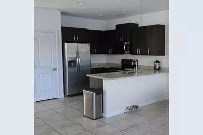 2370 SE 15th St, Homestead, FL 33035 - Photo 12