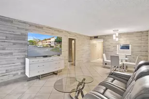8301 Sands Point Blvd, Tamarac, FL 33321 - Photo 4
