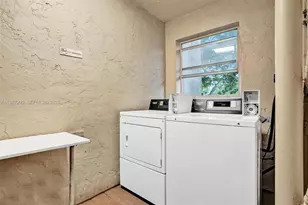 8301 Sands Point Blvd, Tamarac, FL 33321 - Photo 26