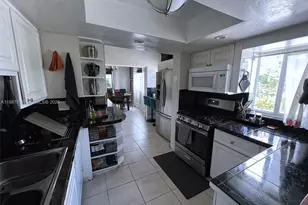 2040 NE 183rd St, North Miami Beach, FL 33179 - Photo 16