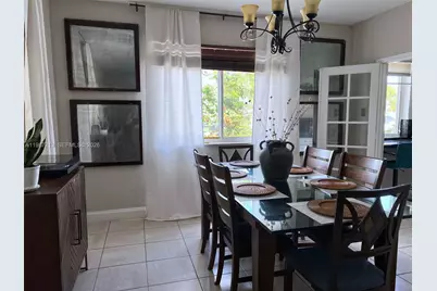 2040 NE 183rd St, North Miami Beach, FL 33179 - Photo 14