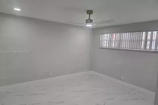 700 S Hollybrook Dr, Pembroke Pines, FL 33025 - Photo 10