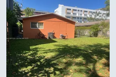 3366 Thomas Ave, Miami, FL 33133 - Photo 4
